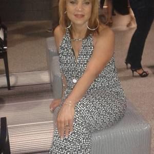 Meet your Posher, María